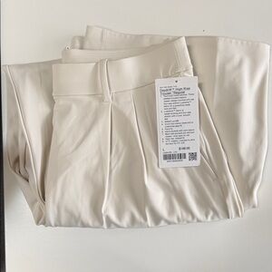 lululemon athletica High-Rise Pleated Pants in Light Ivory